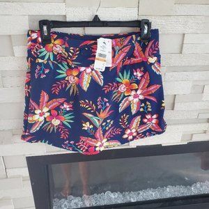 NEW WITH TAGS Tommy Bahama skorts